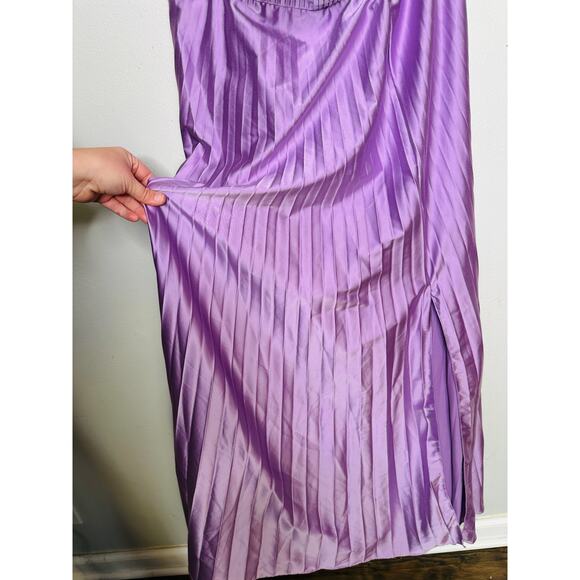AMUR Purple Satin Sweetheart Neckline A-Line Stef Pleated Gown Dress Size 14 - Picture 13 of 16